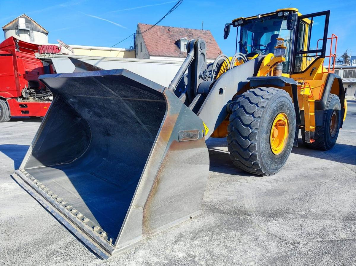 Volvo L180H Long Boom - Ελαστιχοφόρος φορτωτής: φωτογραφία 2 Volvo L180H Long Boom - Ελαστιχοφόρος φορτωτής: φωτογραφία 2