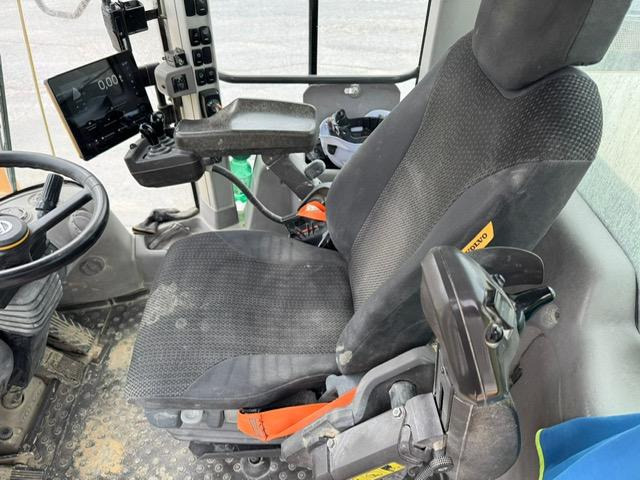 Volvo L180H - Ελαστιχοφόρος φορτωτής: φωτογραφία 5 Volvo L180H - Ελαστιχοφόρος φορτωτής: φωτογραφία 5