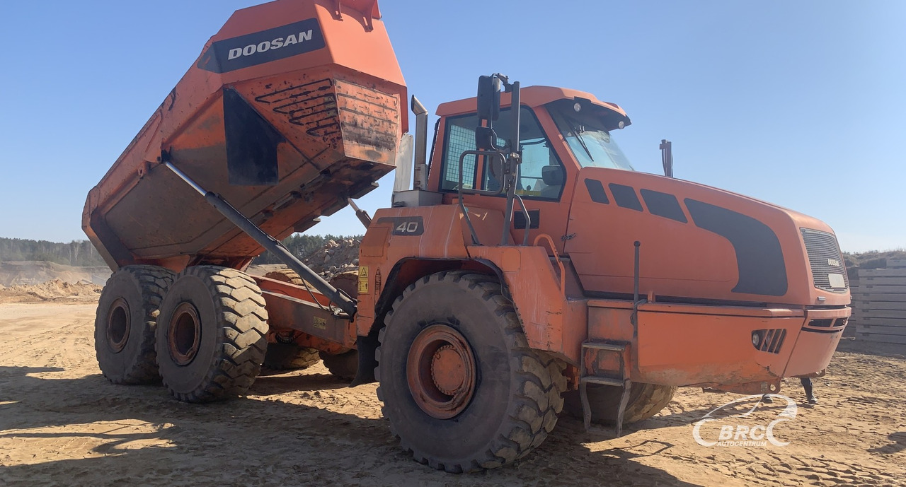 Doosan DA 40 - Ανατρεπόμενο όχημα μεταφοράς λατομικών υλικών: φωτογραφία 2 Doosan DA 40 - Ανατρεπόμενο όχημα μεταφοράς λατομικών υλικών: φωτογραφία 2