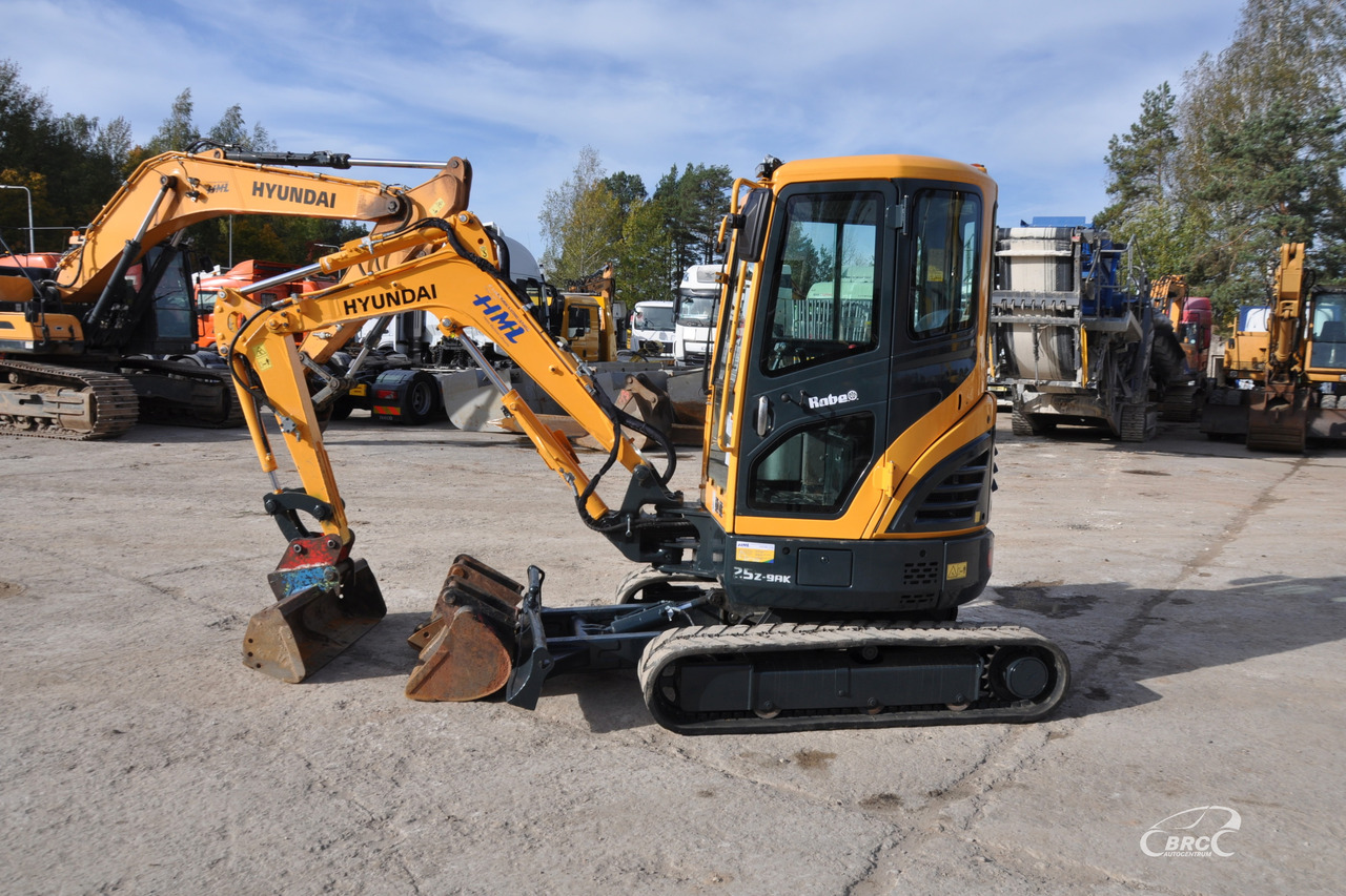 Hyundai R25Z-9AK - Μίνι εκσκαφέας: φωτογραφία 3 Hyundai R25Z-9AK - Μίνι εκσκαφέας: φωτογραφία 3