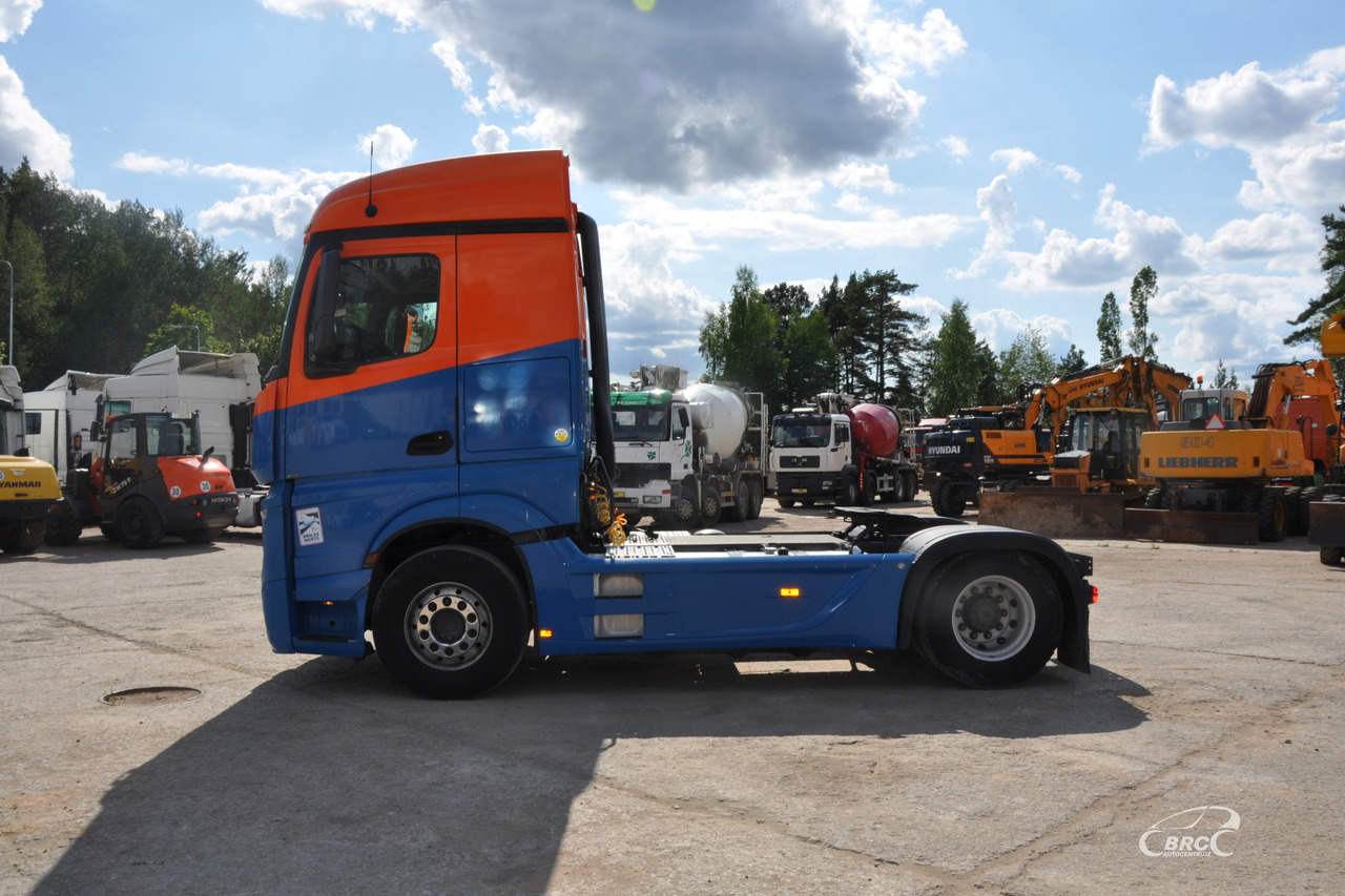 Mercedes-Benz Actros - Τράκτορας: φωτογραφία 4 Mercedes-Benz Actros - Τράκτορας: φωτογραφία 4