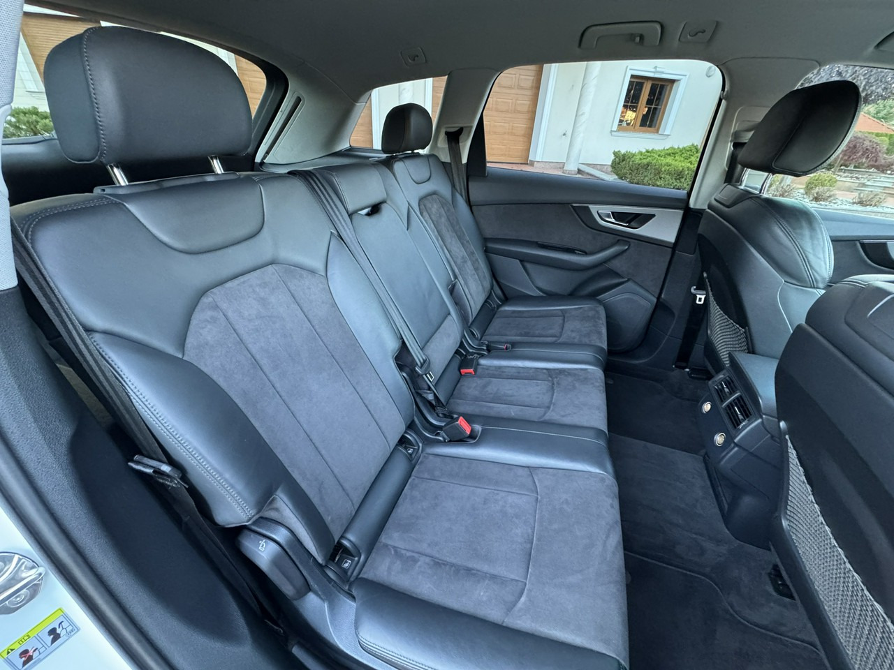SUV Audi Q7: φωτογραφία 41