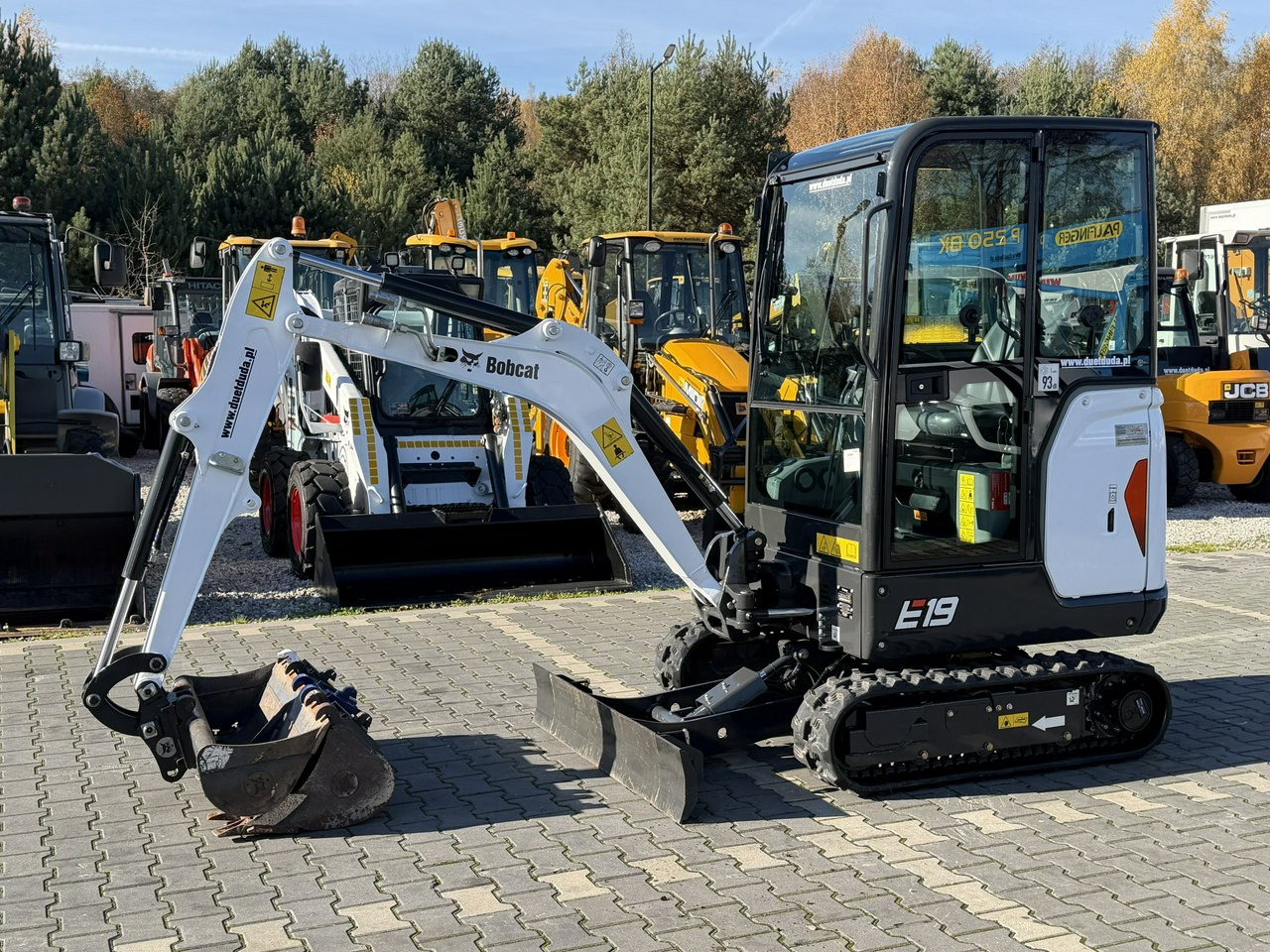 Bobcat E19 Komplet Łyżek Mało Używana Przepracowane tylko 90mth - Μίνι εκσκαφέας: φωτογραφία 3 Bobcat E19 Komplet Łyżek Mało Używana Przepracowane tylko 90mth - Μίνι εκσκαφέας: φωτογραφία 3