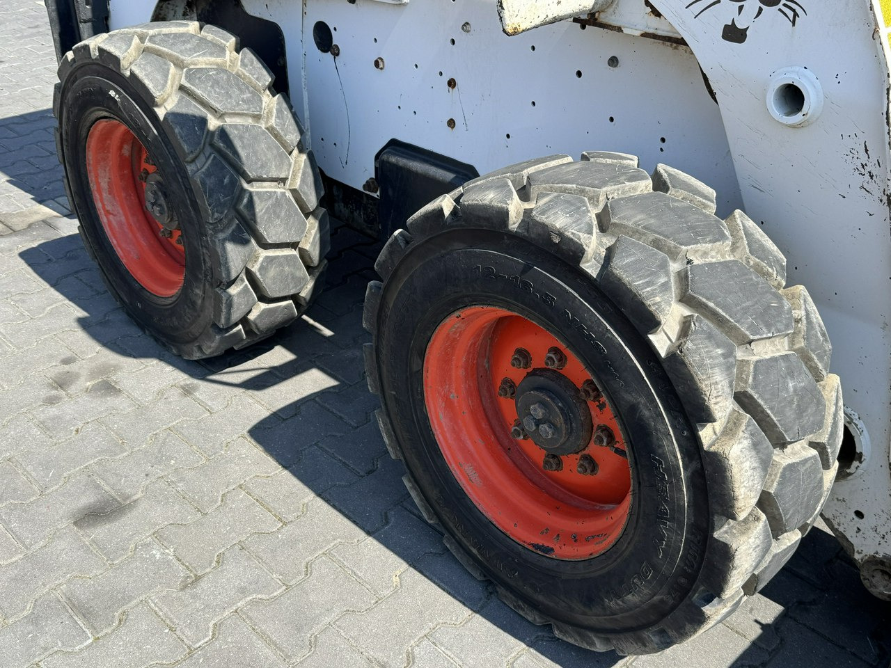 Bobcat S300 Joystick Mini Ładowarka Waga 3692kg - Φορτωτής πλάγιας ολίσθησης: φωτογραφία 5 Bobcat S300 Joystick Mini Ładowarka Waga 3692kg - Φορτωτής πλάγιας ολίσθησης: φωτογραφία 5