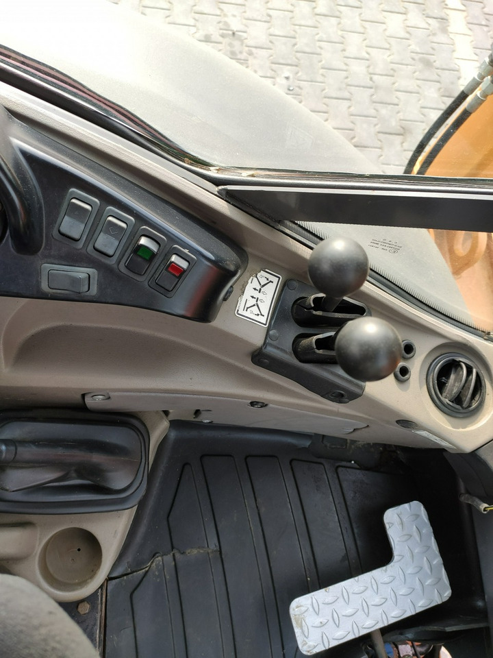 Φορτωτής εκσκαφέας Case 695SR2-4PS: φωτογραφία 28