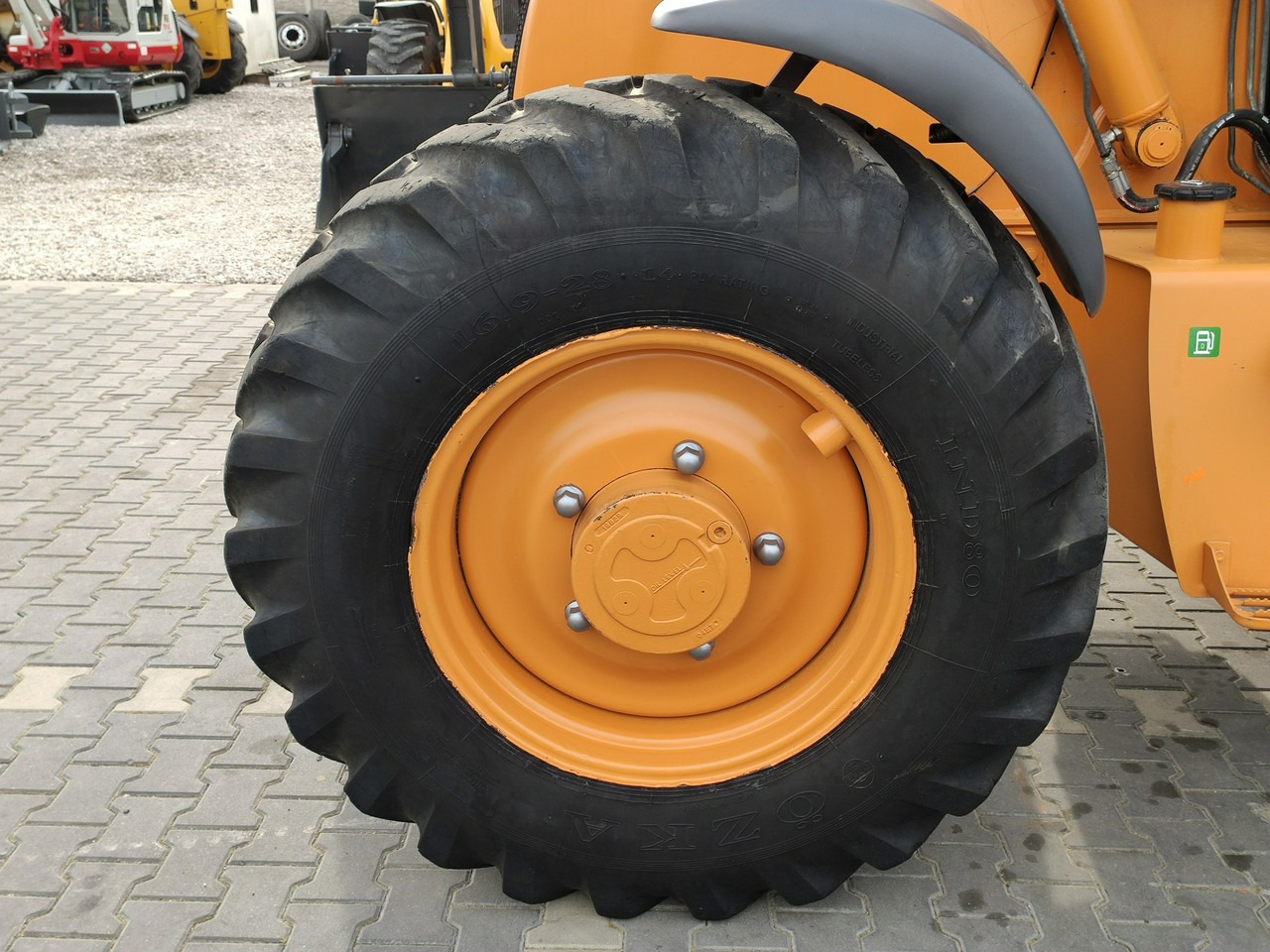 Φορτωτής εκσκαφέας Case 695SR2-4PS: φωτογραφία 9