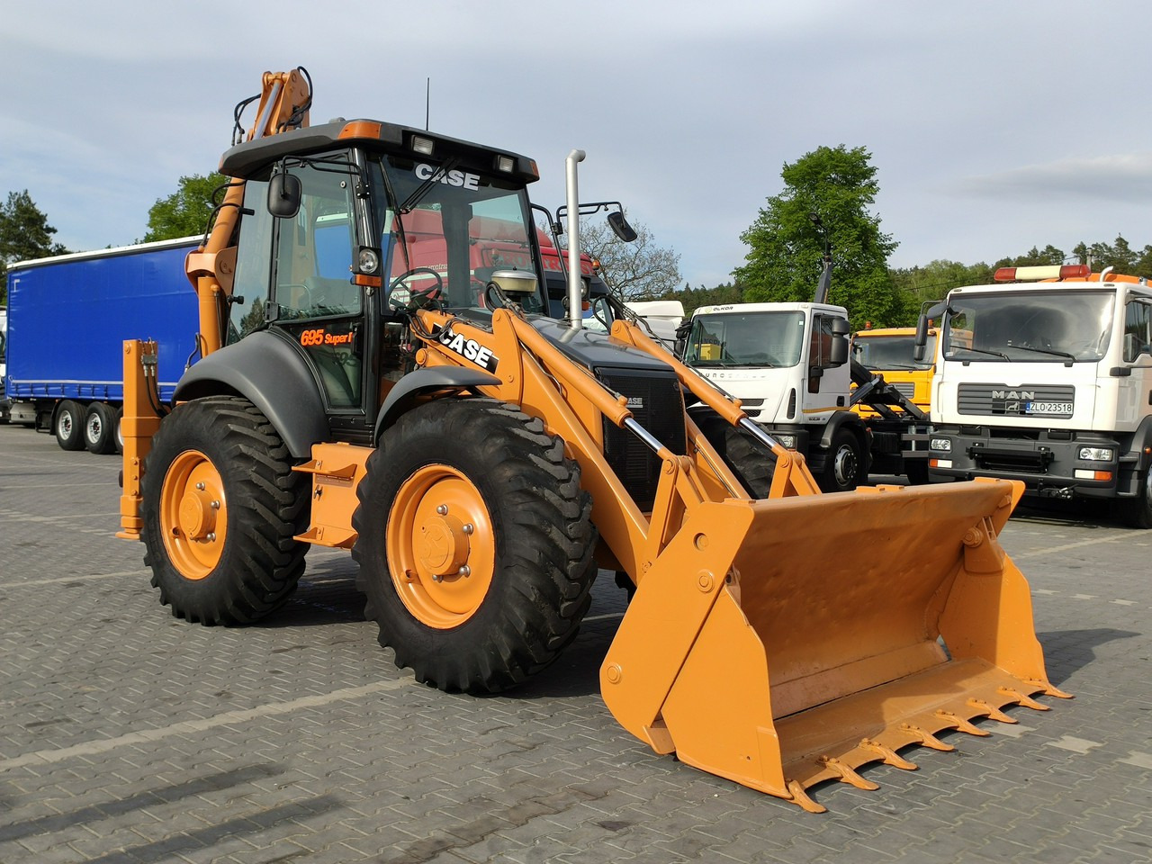 Φορτωτής εκσκαφέας Case 695SR2-4PS: φωτογραφία 10