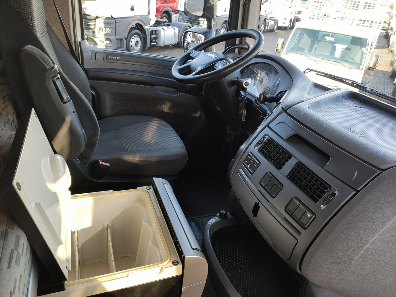 Τράκτορας DAF XF 106.460 Euro 6 LowDeck Mega: φωτογραφία 19