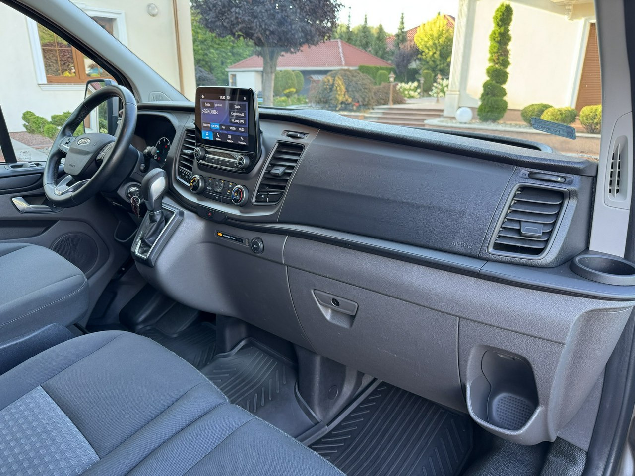 Επιβατικό βαν Ford Transit Custom: φωτογραφία 39