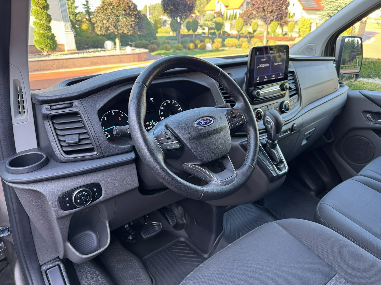 Επιβατικό βαν Ford Transit Custom: φωτογραφία 19