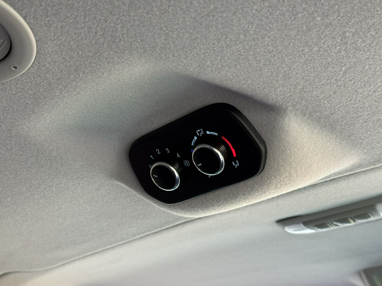 Επιβατικό βαν Ford Transit Custom: φωτογραφία 37