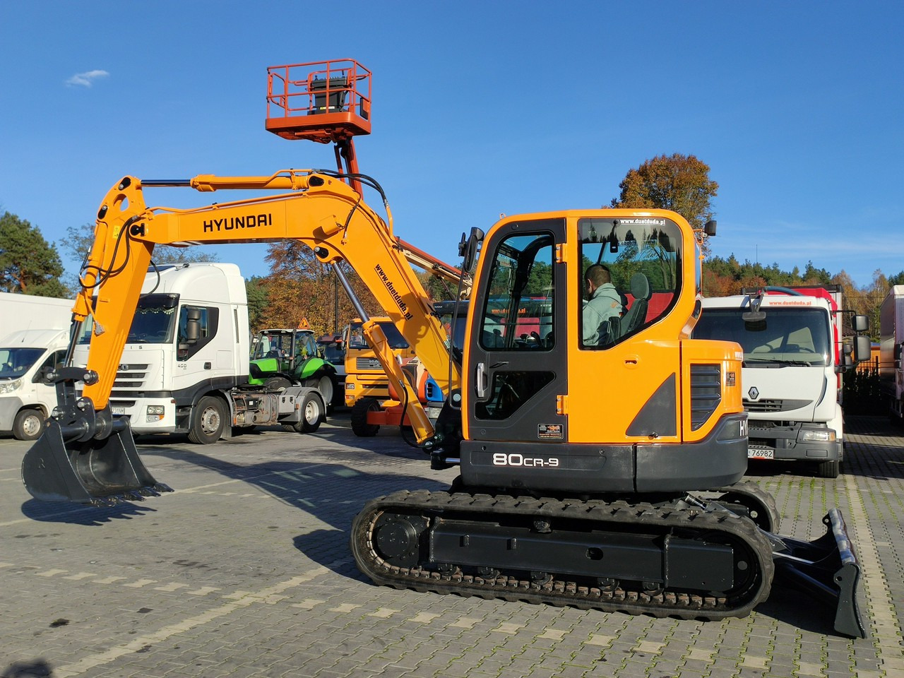 Hyundai ROBEX 80CR-9 2013r 8,3 tony - Ερπυστριοφόρος εκσκαφέας: φωτογραφία 3 Hyundai ROBEX 80CR-9 2013r 8,3 tony - Ερπυστριοφόρος εκσκαφέας: φωτογραφία 3