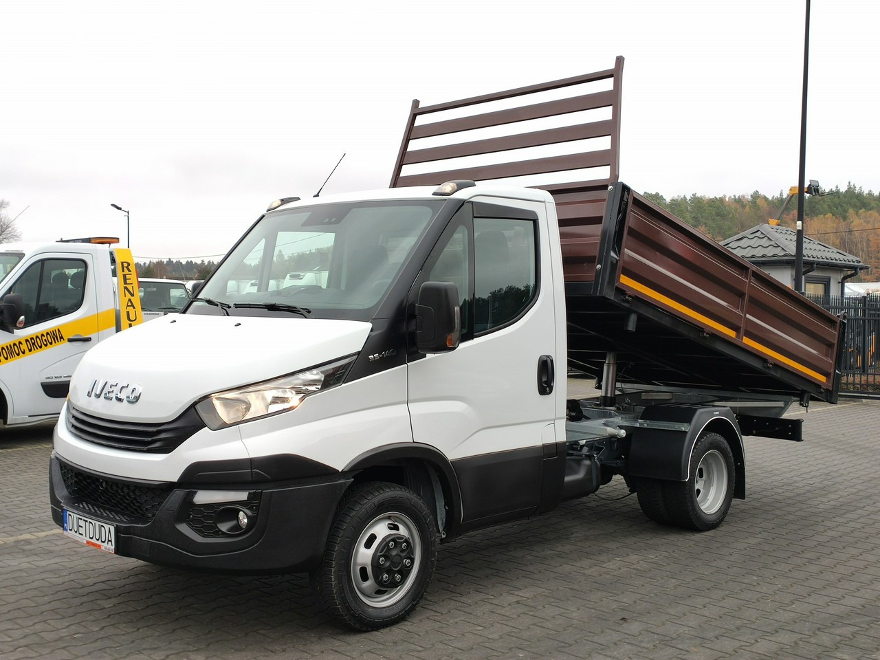 Iveco Daily 35C14 - Όχημα με ανατρεπομενη καροτσα: φωτογραφία 2 Iveco Daily 35C14 - Όχημα με ανατρεπομενη καροτσα: φωτογραφία 2