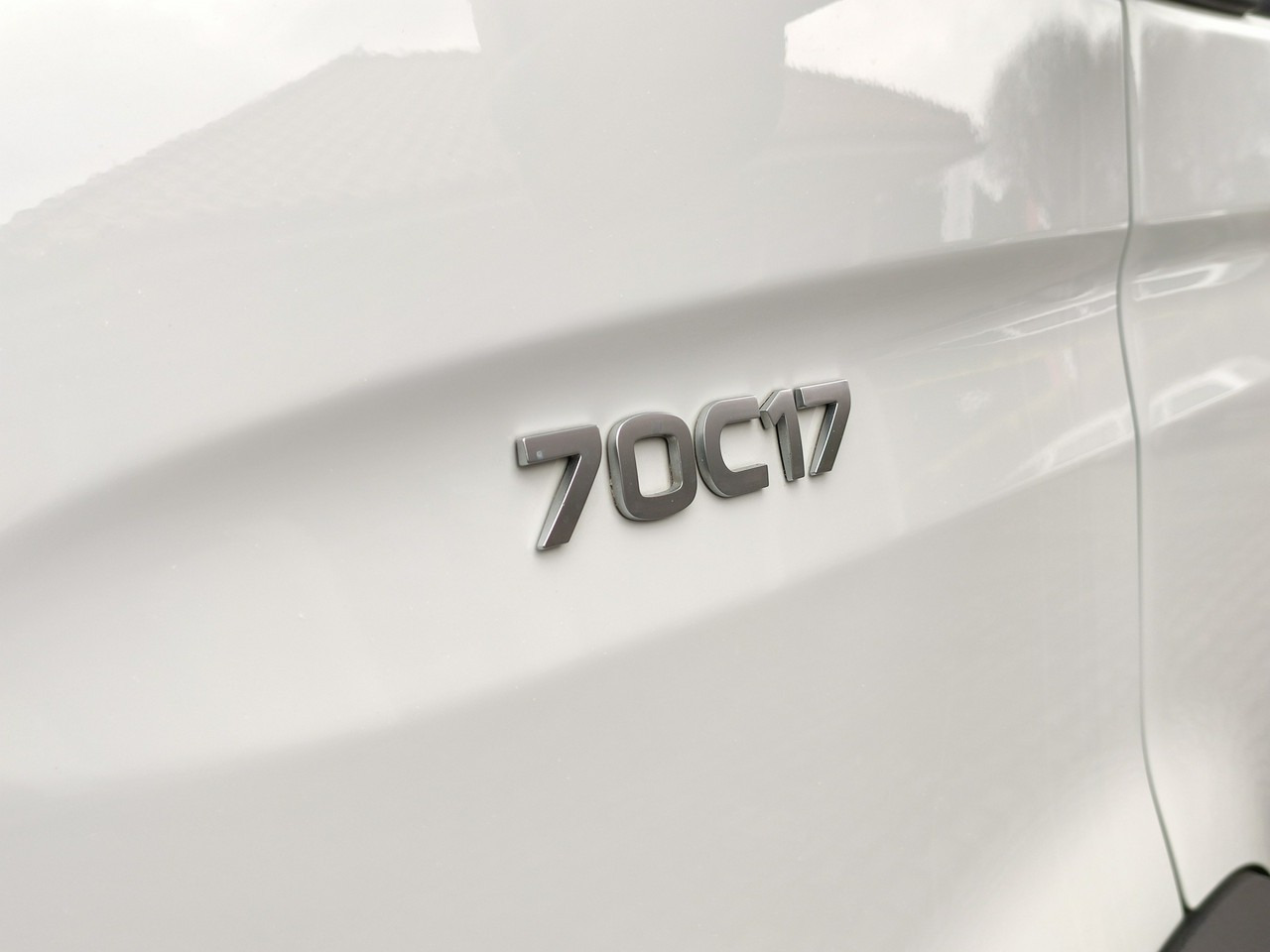 Iveco Daily 70C18 V H - Επαγγελματικό αυτοκίνητο με μουσαμά: φωτογραφία 5 Iveco Daily 70C18 V H - Επαγγελματικό αυτοκίνητο με μουσαμά: φωτογραφία 5