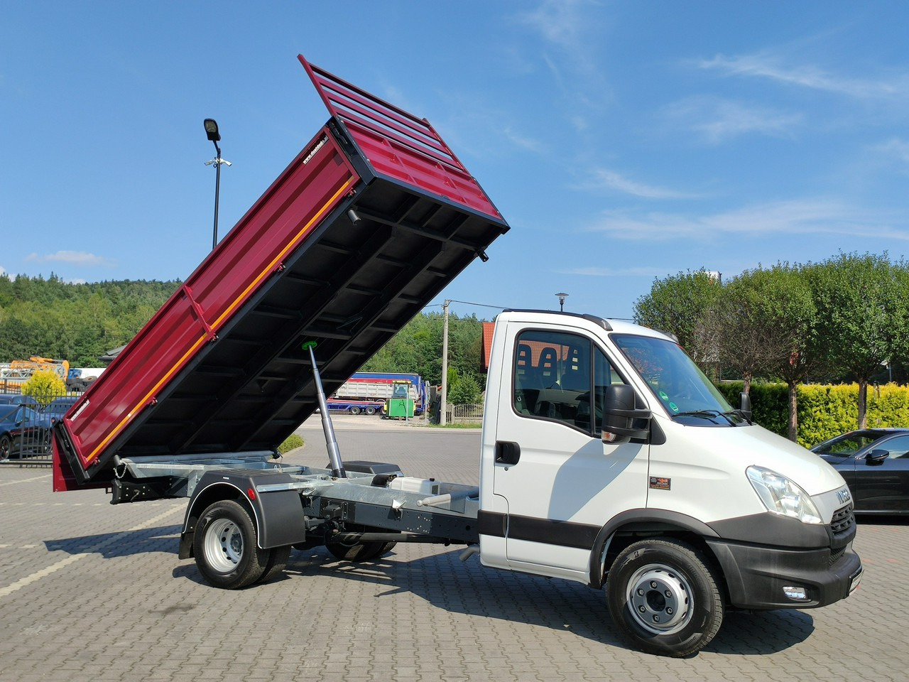 Iveco Daily 70C18 V H - Όχημα με ανατρεπομενη καροτσα: φωτογραφία 3 Iveco Daily 70C18 V H - Όχημα με ανατρεπομενη καροτσα: φωτογραφία 3