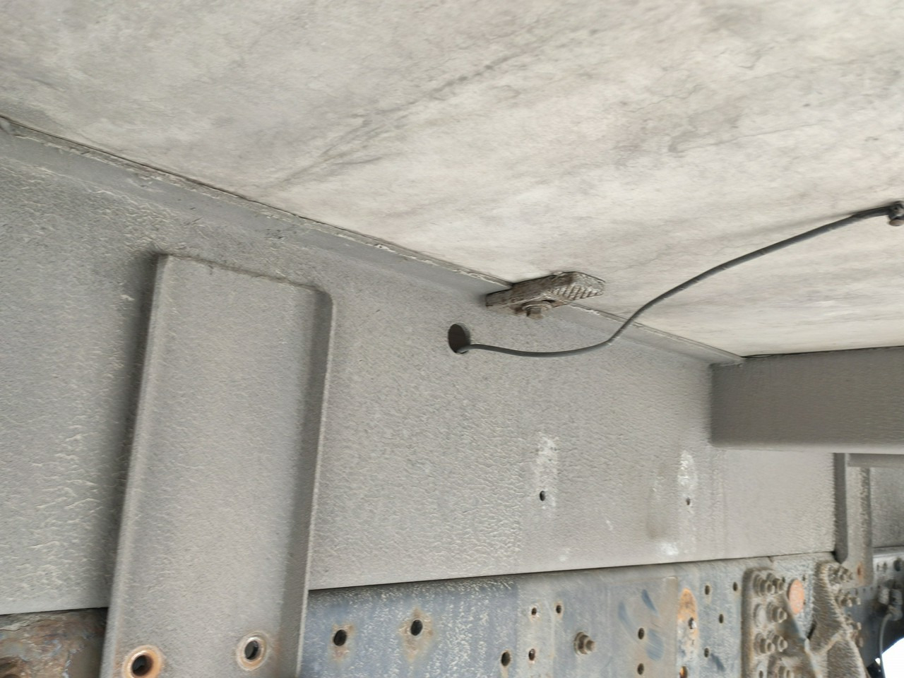 Αμάξωμα - ψυγείο Iveco Zabudowa Chłodnia Agregat Carrier Supra 950Mt + Winda: φωτογραφία 21 Αμάξωμα - ψυγείο Iveco Zabudowa Chłodnia Agregat Carrier Supra 950Mt + Winda: φωτογραφία 21