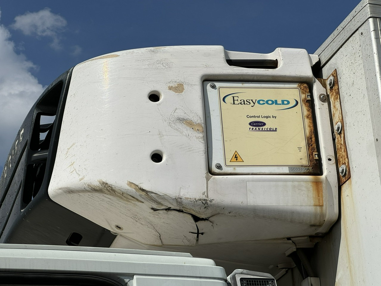 Αμάξωμα - ψυγείο Iveco Zabudowa Chłodnia Agregat Carrier Supra 950Mt + Winda: φωτογραφία 10 Αμάξωμα - ψυγείο Iveco Zabudowa Chłodnia Agregat Carrier Supra 950Mt + Winda: φωτογραφία 10