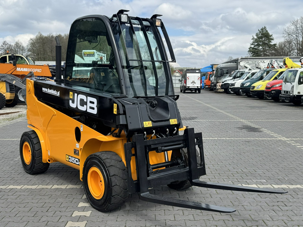 JCB TLT 35D 4x4 T4 TELESKOP / TELESKOPOWY Ładowarka Teleskopowa - Τηλεσκοπικός φορτωτής: φωτογραφία 3 JCB TLT 35D 4x4 T4 TELESKOP / TELESKOPOWY Ładowarka Teleskopowa - Τηλεσκοπικός φορτωτής: φωτογραφία 3