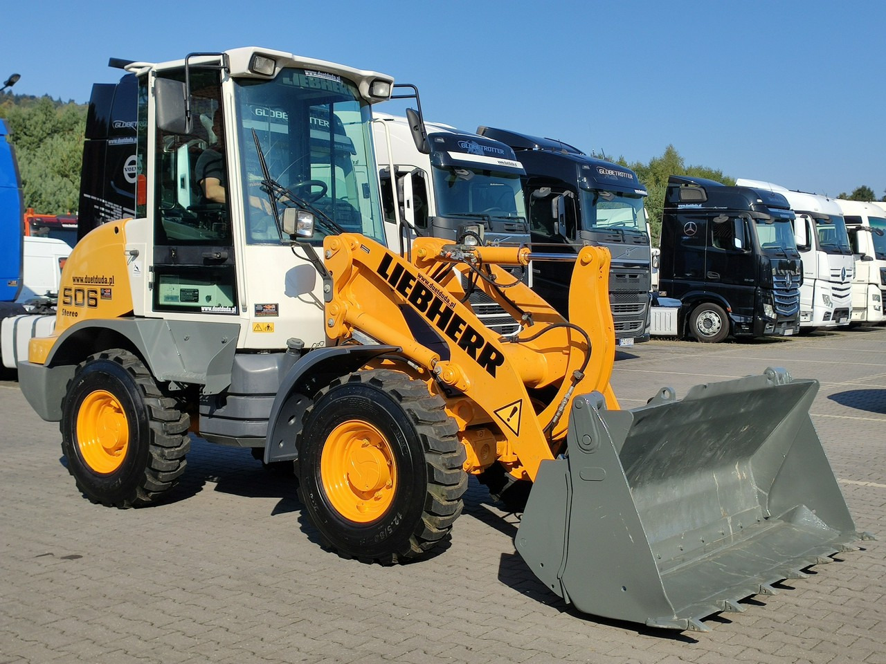 Liebherr L 506 STEREO Szybkozłącze / Łyżka Krokodyl + Widły Waga 6300kg - Σπαστός φορτωτής: φωτογραφία 2 Liebherr L 506 STEREO Szybkozłącze / Łyżka Krokodyl + Widły Waga 6300kg - Σπαστός φορτωτής: φωτογραφία 2