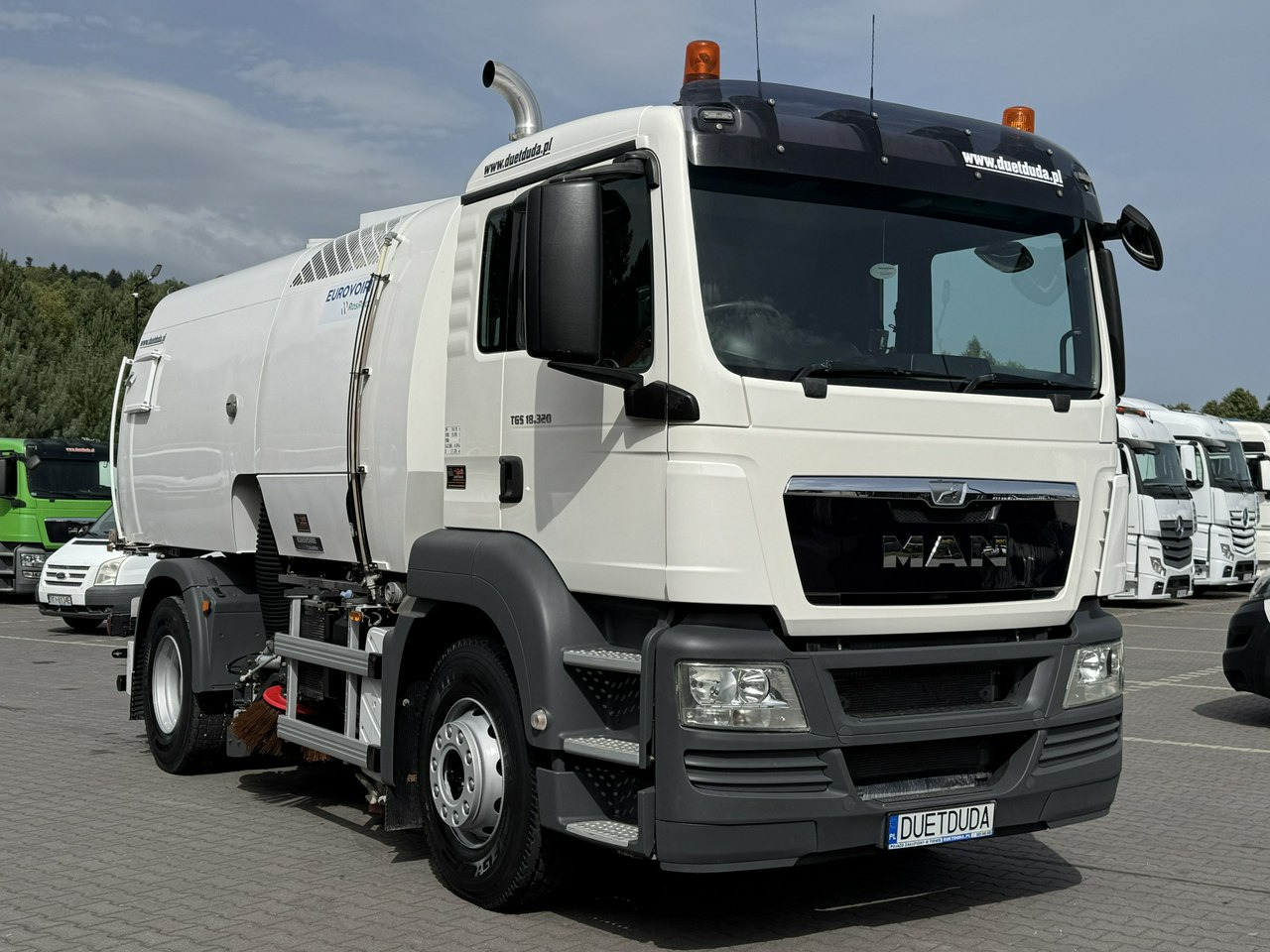 MAN TGS 18.320 E5 BUCHER OPTIFANT 8000 Zamiatarka Uliczna Euro 6 - Σάρωθρο δρόμων: φωτογραφία 5 MAN TGS 18.320 E5 BUCHER OPTIFANT 8000 Zamiatarka Uliczna Euro 6 - Σάρωθρο δρόμων: φωτογραφία 5