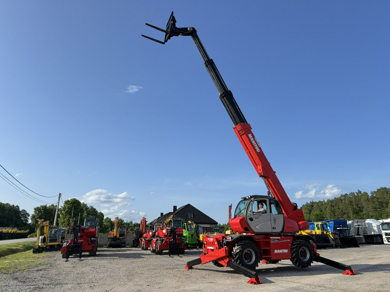 Manitou MRT 2150 ROTO Ładowarka Teleskopowa Obrotowa - Τηλεσκοπικός φορτωτής: φωτογραφία 1 Manitou MRT 2150 ROTO Ładowarka Teleskopowa Obrotowa - Τηλεσκοπικός φορτωτής: φωτογραφία 1