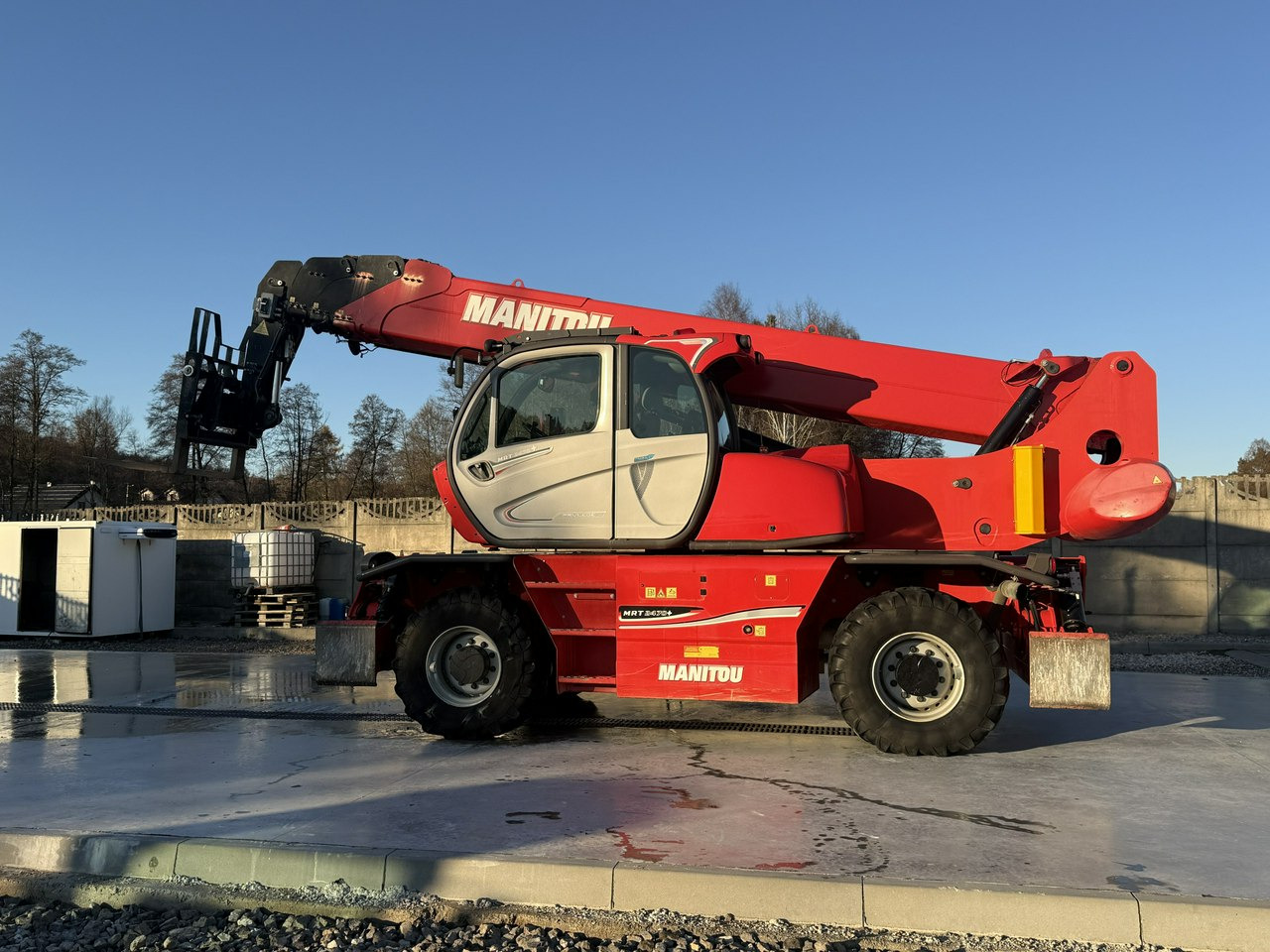 Manitou MRT 2470 + PRIVILEGE ST4 S1 ROTO Ładowarka Teleskopowa - Τηλεσκοπικός φορτωτής: φωτογραφία 2 Manitou MRT 2470 + PRIVILEGE ST4 S1 ROTO Ładowarka Teleskopowa - Τηλεσκοπικός φορτωτής: φωτογραφία 2