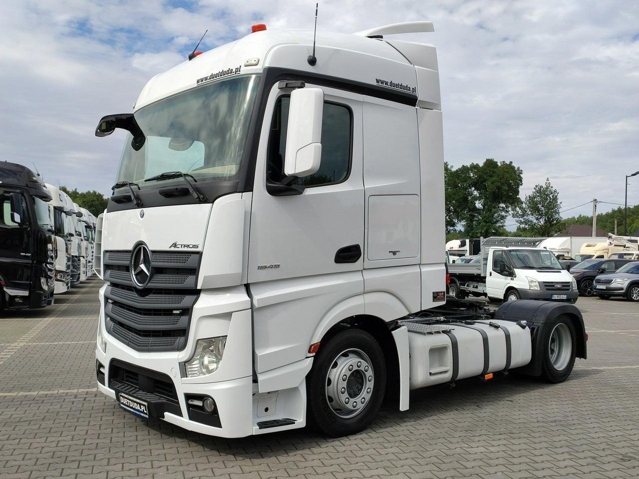 Mercedes ACTROS 1845 Euro 6 Low Deck Mega !!! - Τράκτορας: φωτογραφία 4 Mercedes ACTROS 1845 Euro 6 Low Deck Mega !!! - Τράκτορας: φωτογραφία 4