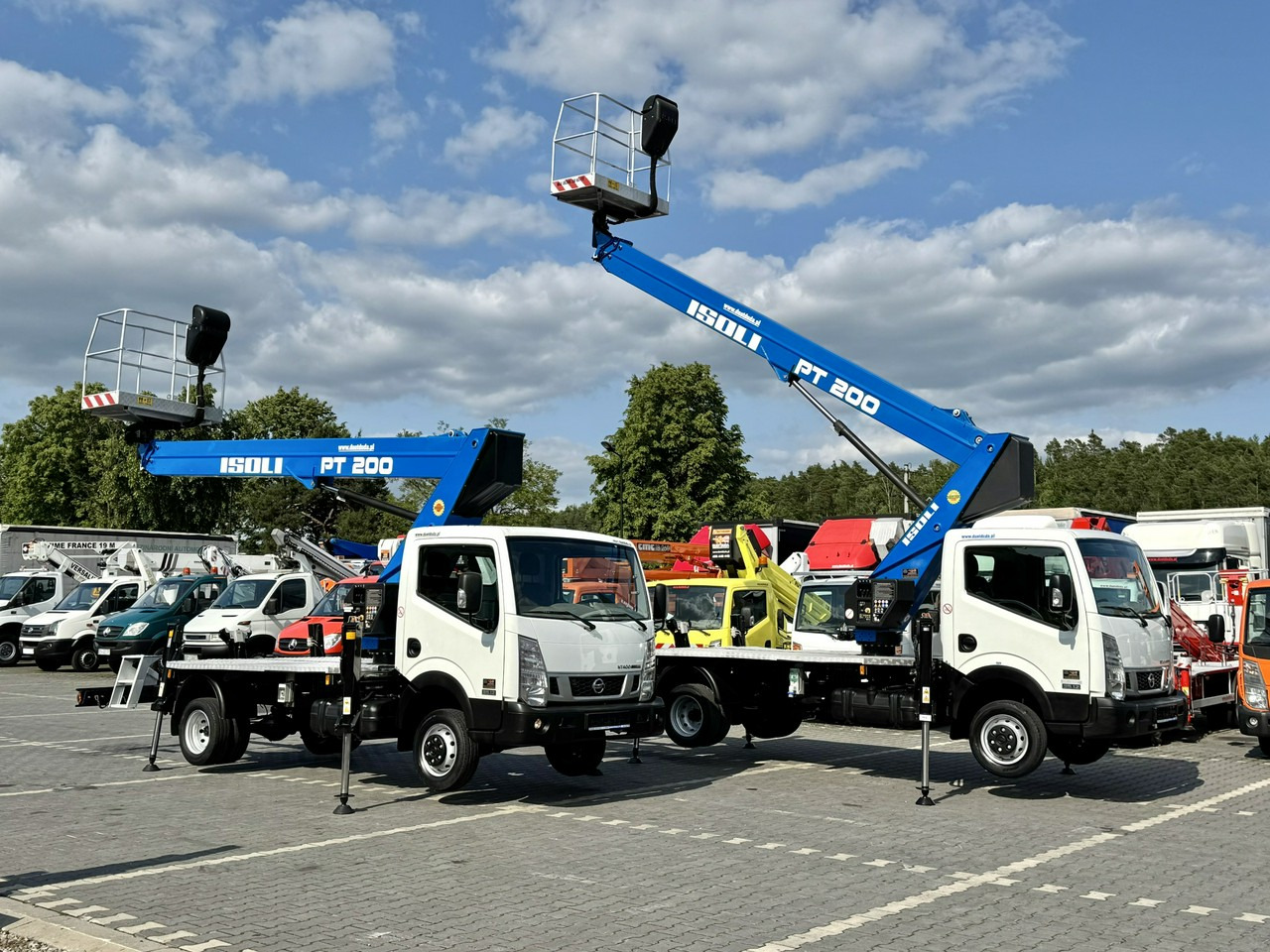 Nissan Cabstar - Φορτηγό με εναέρια πλατφόρμα: φωτογραφία 1 Nissan Cabstar - Φορτηγό με εναέρια πλατφόρμα: φωτογραφία 1