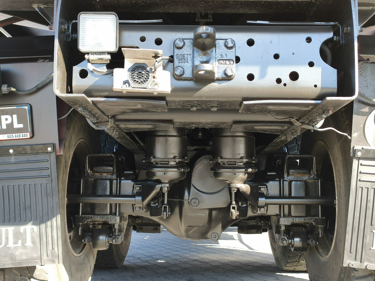 Μίσθωση Renault Kerax 26.370 6x4 Mocny HDS FASSI F110 Renault Kerax 26.370 6x4 Mocny HDS FASSI F110: φωτογραφία 7 Μίσθωση Renault Kerax 26.370 6x4 Mocny HDS FASSI F110 Renault Kerax 26.370 6x4 Mocny HDS FASSI F110: φωτογραφία 7