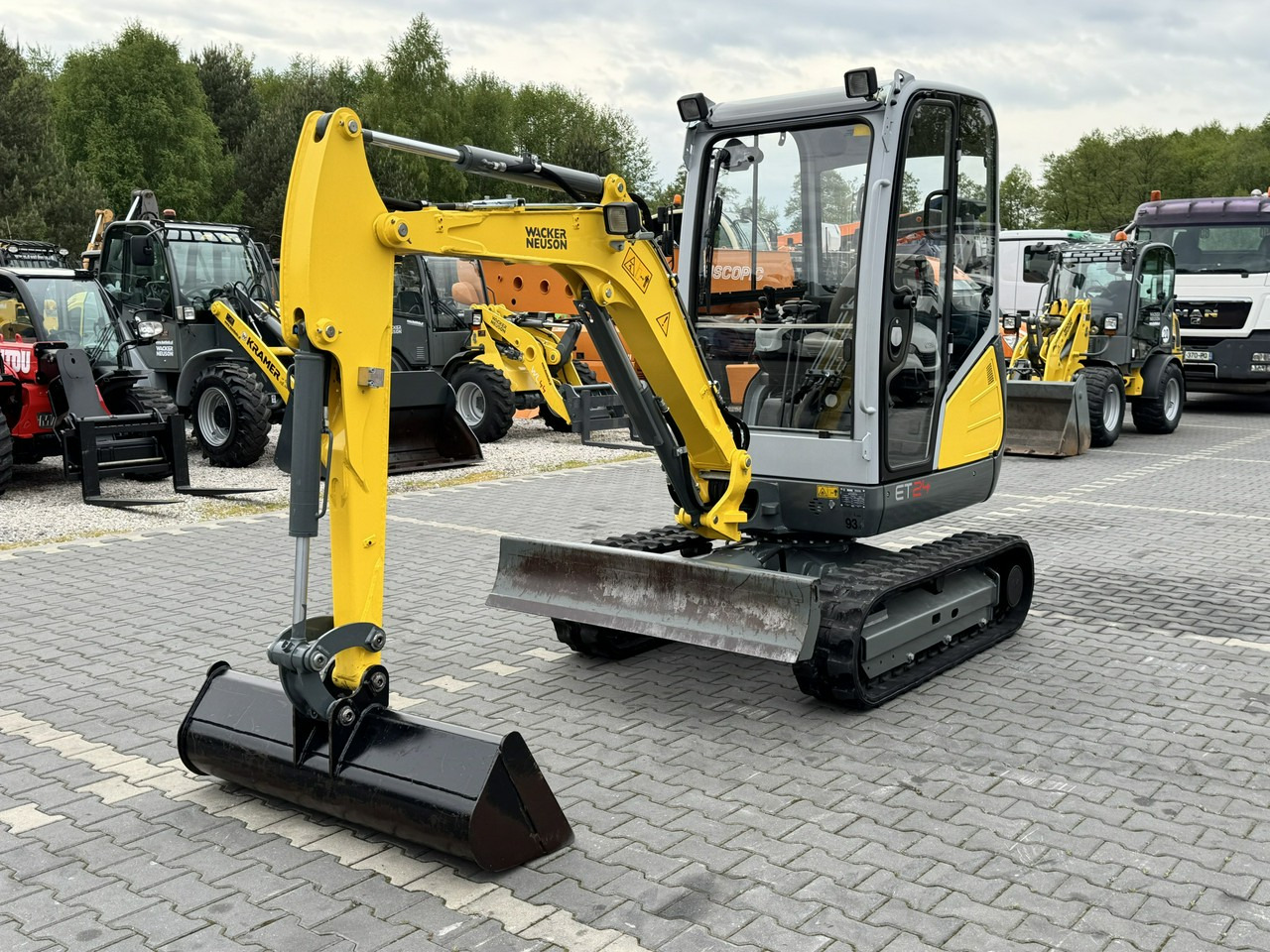 Wacker Neuson ET 24 Mało Używana Przepracowane tylko 800mth - Μίνι εκσκαφέας: φωτογραφία 3 Wacker Neuson ET 24 Mało Używana Przepracowane tylko 800mth - Μίνι εκσκαφέας: φωτογραφία 3