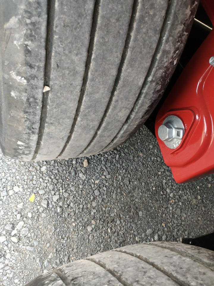 Επικαθήμενο κουρτίνα Wielton Standart Osie Saf Oś Podnoszona Super Stan: φωτογραφία 21 Επικαθήμενο κουρτίνα Wielton Standart Osie Saf Oś Podnoszona Super Stan: φωτογραφία 21