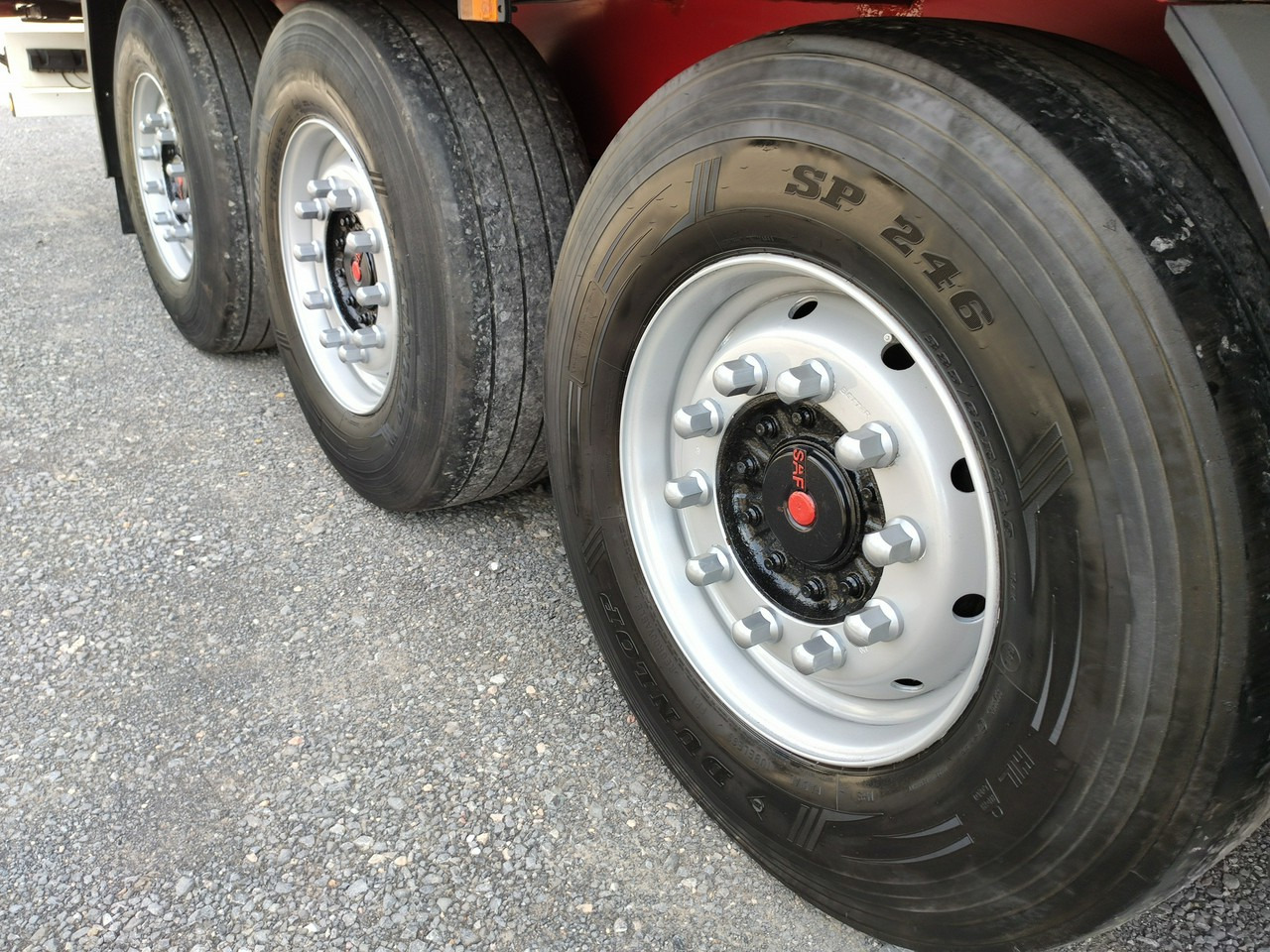 Επικαθήμενο κουρτίνα Wielton Standart Osie Saf Oś Podnoszona Super Stan: φωτογραφία 16 Επικαθήμενο κουρτίνα Wielton Standart Osie Saf Oś Podnoszona Super Stan: φωτογραφία 16