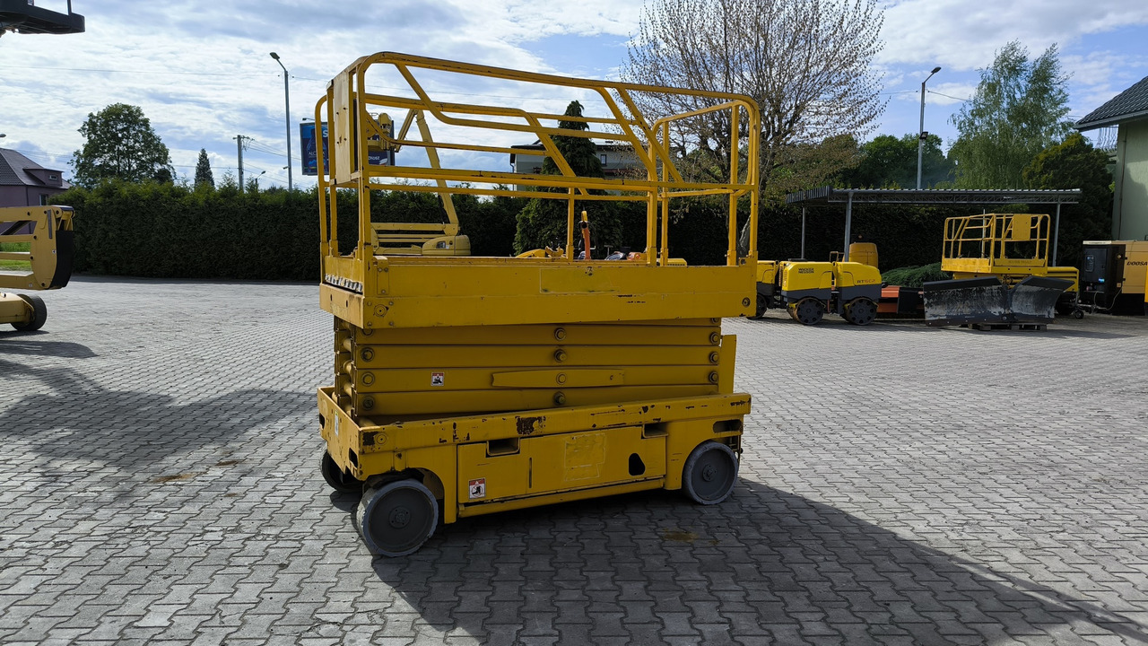 HULOTTE Compact 12 - Ψαλιδωτό ανυψωτικό: φωτογραφία 5 HULOTTE Compact 12 - Ψαλιδωτό ανυψωτικό: φωτογραφία 5