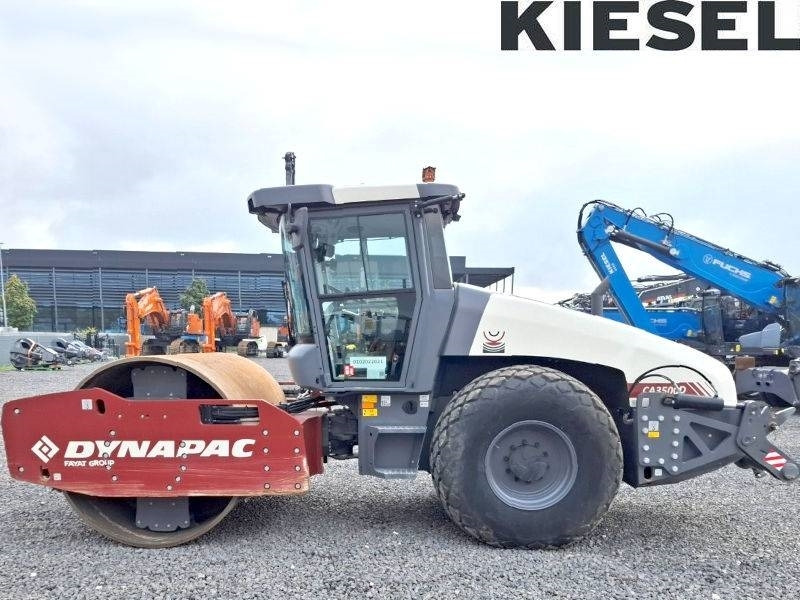 Dynapac CA 3500 D CP - Οδοστρωτήρες: φωτογραφία 1 Dynapac CA 3500 D CP - Οδοστρωτήρες: φωτογραφία 1
