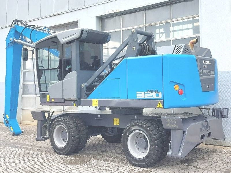 Fuchs MHL 320 F - Μηχάνημα Διαχείρισης Υλικών: φωτογραφία 3 Fuchs MHL 320 F - Μηχάνημα Διαχείρισης Υλικών: φωτογραφία 3