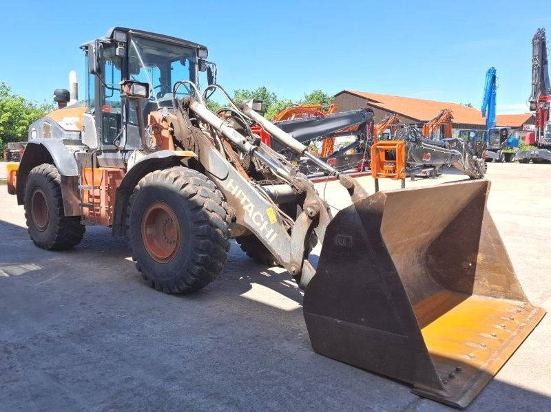 Hitachi ZW 180-6 PL High Lift  - Ελαστιχοφόρος φορτωτής: φωτογραφία 4 Hitachi ZW 180-6 PL High Lift  - Ελαστιχοφόρος φορτωτής: φωτογραφία 4