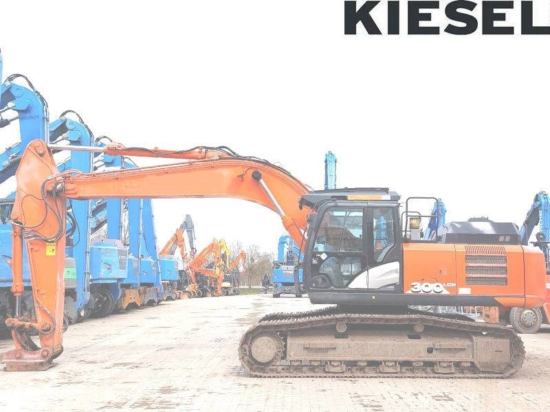 Hitachi ZX 300 LCN-6 - Ερπυστριοφόρος εκσκαφέας: φωτογραφία 1 Hitachi ZX 300 LCN-6 - Ερπυστριοφόρος εκσκαφέας: φωτογραφία 1