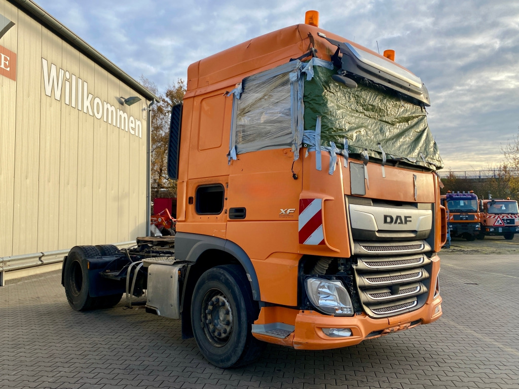 DAF XF 450 / UNFALL - Τράκτορας: φωτογραφία 2 DAF XF 450 / UNFALL - Τράκτορας: φωτογραφία 2