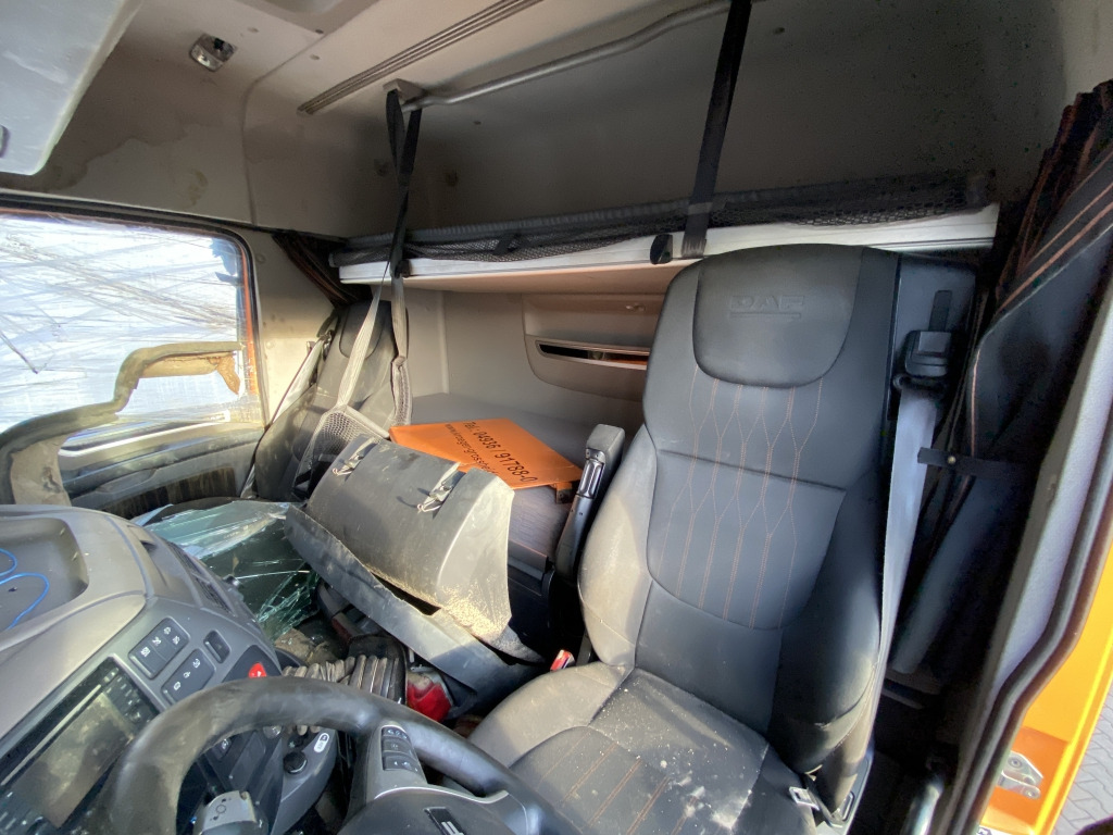 DAF XF 450 / UNFALL - Τράκτορας: φωτογραφία 5 DAF XF 450 / UNFALL - Τράκτορας: φωτογραφία 5