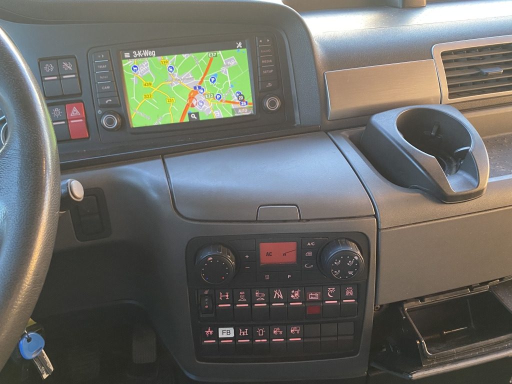 Τράκτορας MAN TGX 18.420 4x2 BLS: φωτογραφία 12 Τράκτορας MAN TGX 18.420 4x2 BLS: φωτογραφία 12