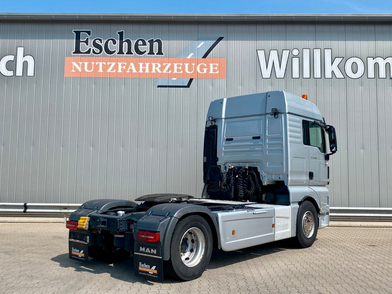 MAN TGX 18.500 BLS | XLX*ACC*Navi*Retarder*2x Tank - Τράκτορας: φωτογραφία 5 MAN TGX 18.500 BLS | XLX*ACC*Navi*Retarder*2x Tank - Τράκτορας: φωτογραφία 5