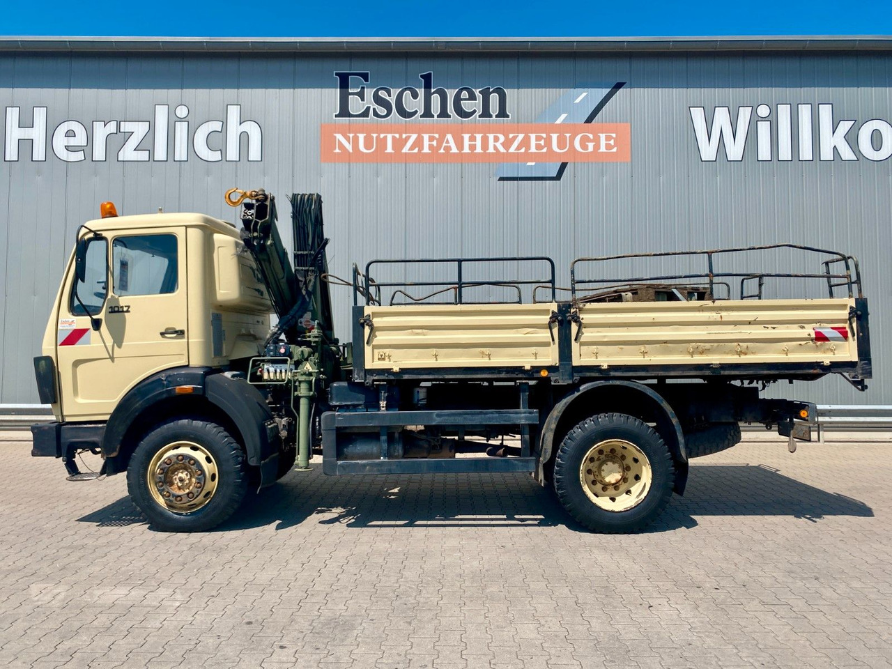 Mercedes-Benz 1017 4x4 Allrad Pritsche | HIAB 060-2 Kran*36TKM - Φορτηγό με ανοιχτή καρότσα, Φορτηγό με γερανό: φωτογραφία 2 Mercedes-Benz 1017 4x4 Allrad Pritsche | HIAB 060-2 Kran*36TKM - Φορτηγό με ανοιχτή καρότσα, Φορτηγό με γερανό: φωτογραφία 2