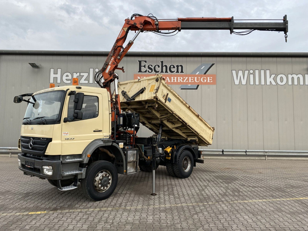 Mercedes-Benz 1833 4x4 Axor | Atlas 105.2-A2*Funk*AHK*3 Sitze - Φορτηγό ανατρεπόμενο, Φορτηγό με γερανό: φωτογραφία 1 Mercedes-Benz 1833 4x4 Axor | Atlas 105.2-A2*Funk*AHK*3 Sitze - Φορτηγό ανατρεπόμενο, Φορτηγό με γερανό: φωτογραφία 1