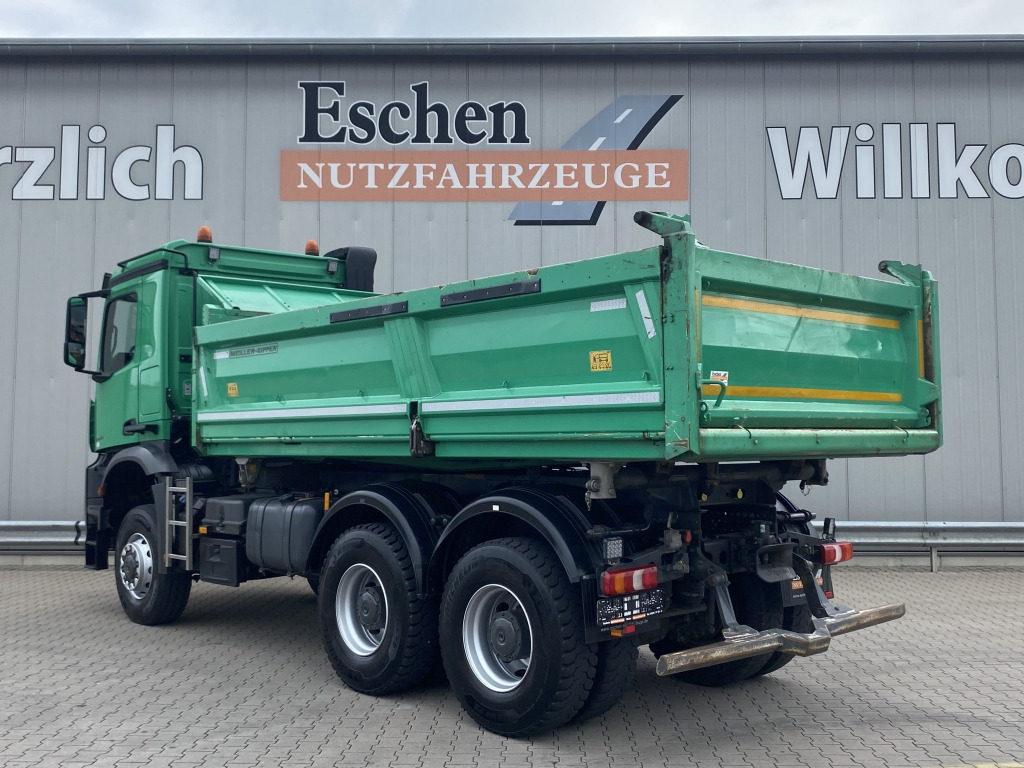 Mercedes-Benz 3345 6x6 Arocs - Φορτηγό ανατρεπόμενο: φωτογραφία 4 Mercedes-Benz 3345 6x6 Arocs - Φορτηγό ανατρεπόμενο: φωτογραφία 4