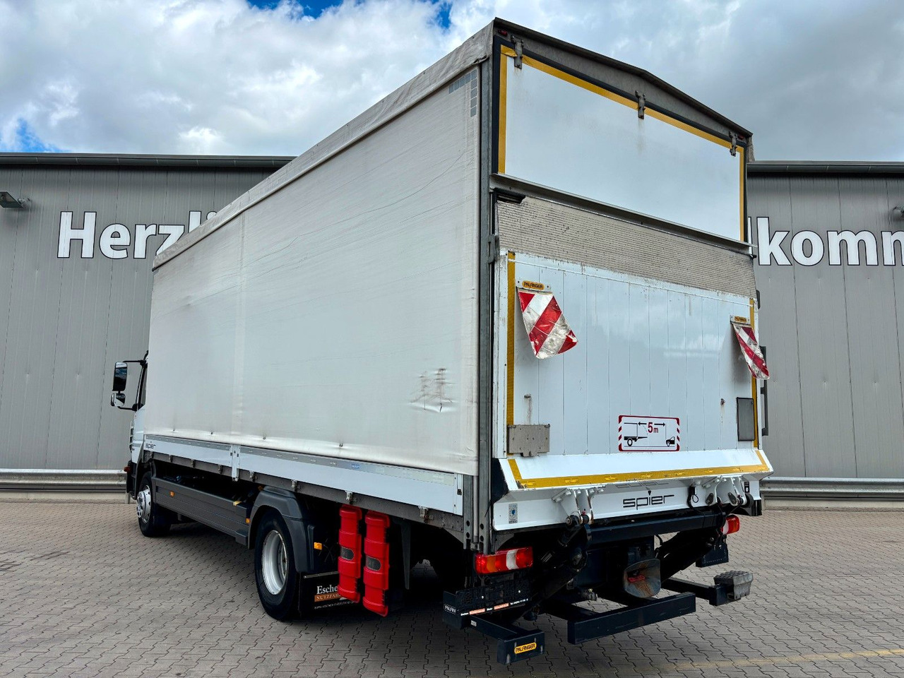 Mercedes-Benz Atego 1624 I 2,66m Höhe*Pritsche*Plane*LBW*AHK - Φορτηγό μουσαμάς: φωτογραφία 3 Mercedes-Benz Atego 1624 I 2,66m Höhe*Pritsche*Plane*LBW*AHK - Φορτηγό μουσαμάς: φωτογραφία 3