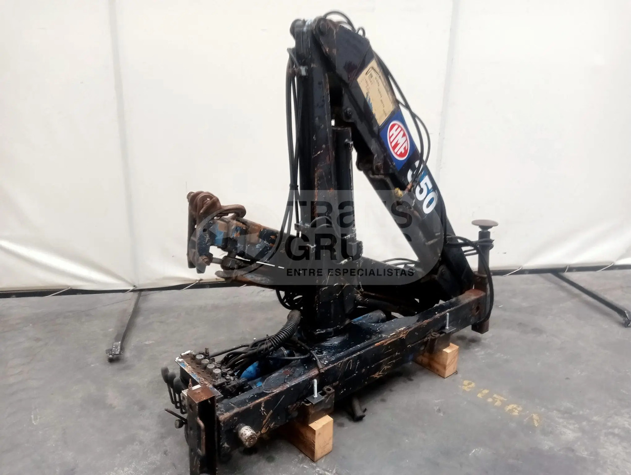 Grúa hidráulica HMF 352 K2 - Γερανός παπαγάλος: φωτογραφία 4 Grúa hidráulica HMF 352 K2 - Γερανός παπαγάλος: φωτογραφία 4