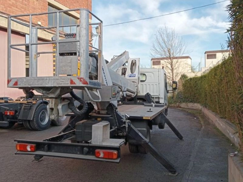 MULTITEL NISSAN NT 400 + HX 195 - Φορτηγό με εναέρια πλατφόρμα: φωτογραφία 2 MULTITEL NISSAN NT 400 + HX 195 - Φορτηγό με εναέρια πλατφόρμα: φωτογραφία 2