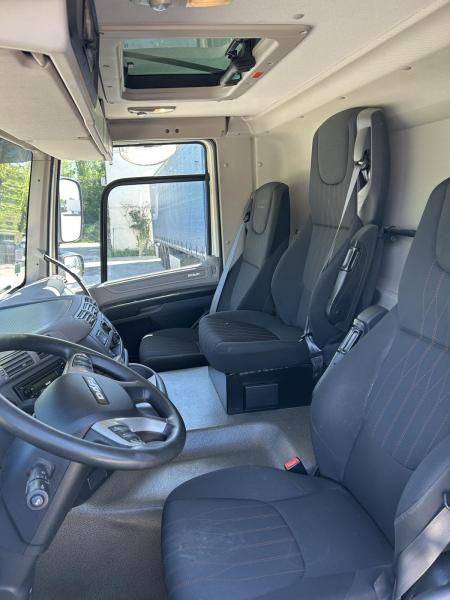 DAF CF 340 - Φορτηγό κόφα: φωτογραφία 4 DAF CF 340 - Φορτηγό κόφα: φωτογραφία 4