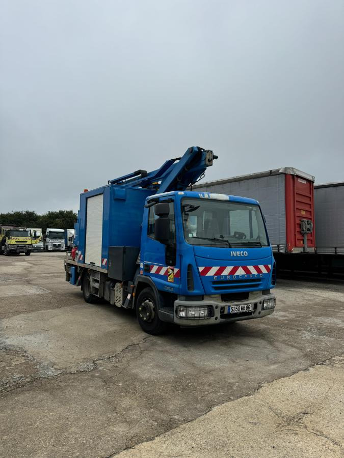 Iveco Eurocargo 100E18 - Φορτηγό με εναέρια πλατφόρμα: φωτογραφία 3 Iveco Eurocargo 100E18 - Φορτηγό με εναέρια πλατφόρμα: φωτογραφία 3