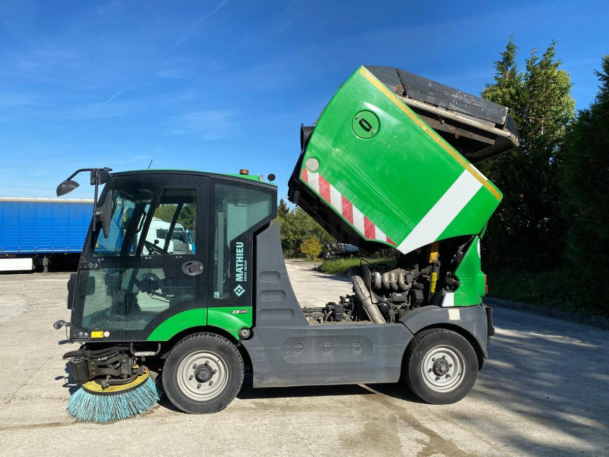 Mathieu Azura MC210 - Σάρωθρο δρόμων: φωτογραφία 4 Mathieu Azura MC210 - Σάρωθρο δρόμων: φωτογραφία 4